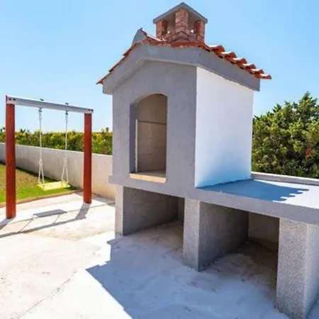 Holiday House 