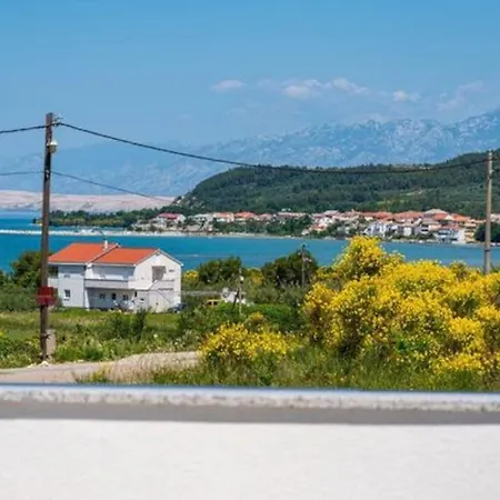 Holiday House 